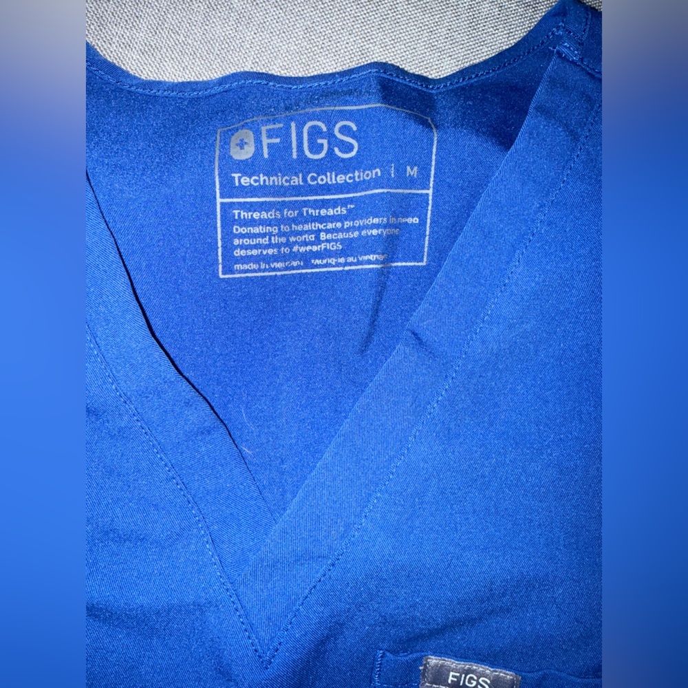 FIGS Winning Blue Catarina Size M - Picture 4 of 4